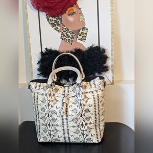 Michael Kors Blakely Snake Embossed Leather Bucket NWOT Bag